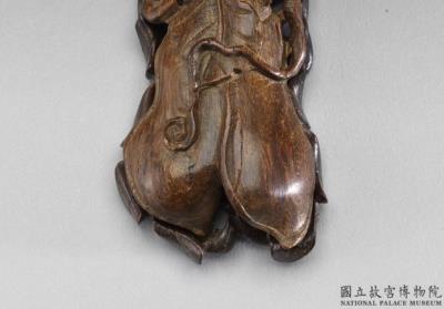 图片[3]-Agarwood carving of two bean pods, Qianlong reign (1736-1795), Qing dynasty-China Archive